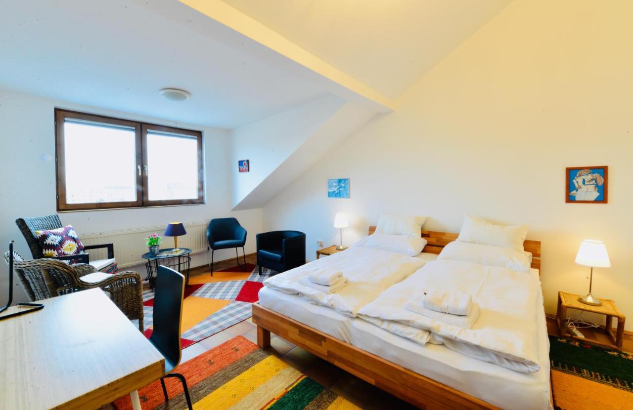 Charming Attic Apartment Near Messe Wien And Center Εξωτερικό φωτογραφία